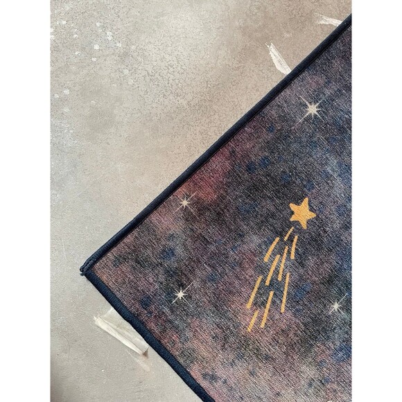 5 x 7 Ruggable Rug - Picture 2 of 3